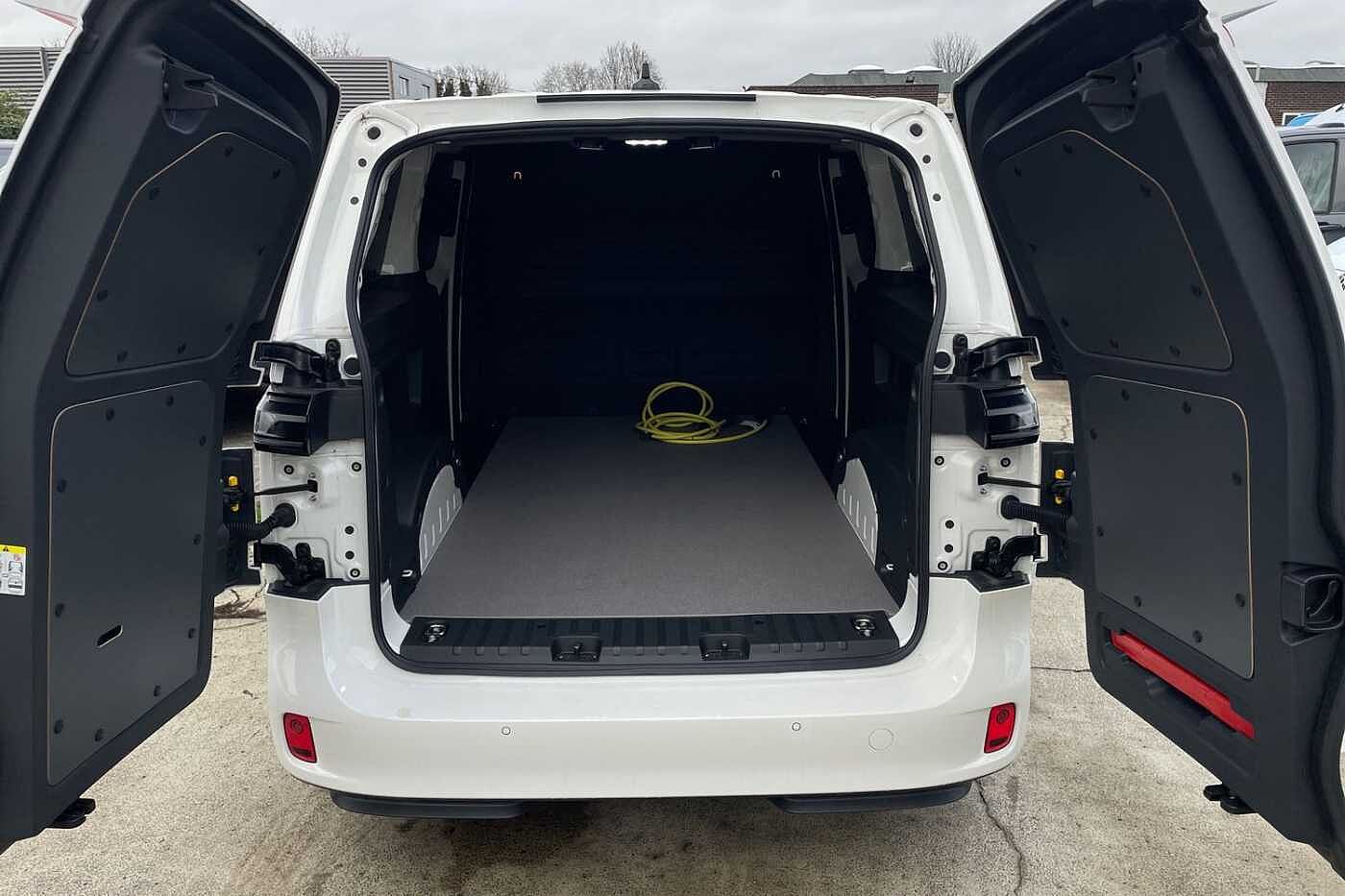 Volkswagen ID. Buzz Cargo