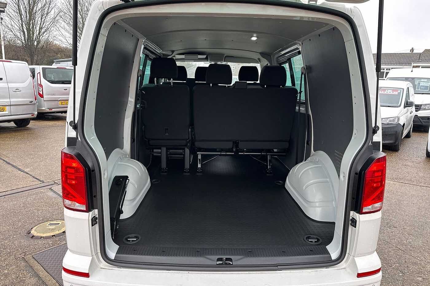 Volkswagen Transporter Kombi