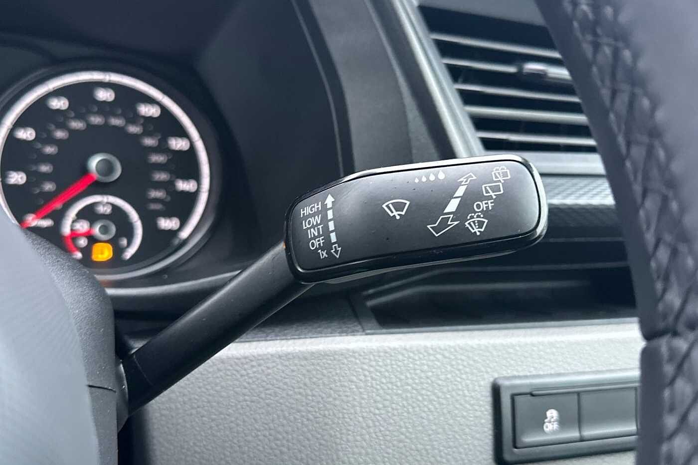 Volkswagen Transporter Kombi