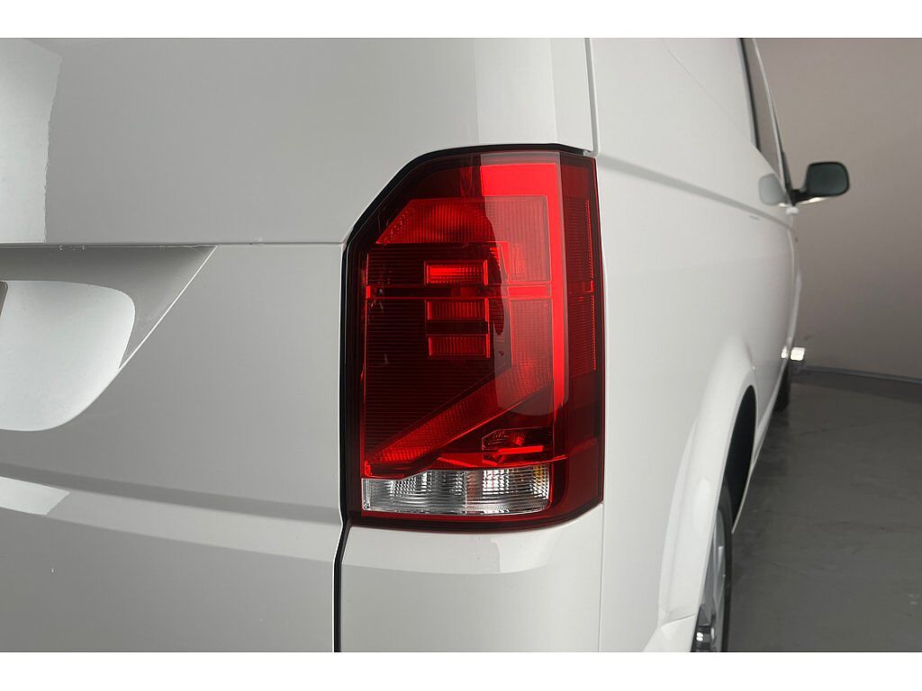 Volkswagen Transporter Kombi