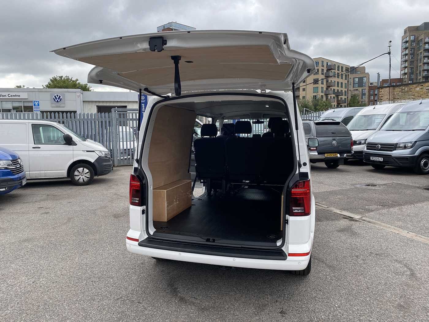 Volkswagen Transporter Kombi