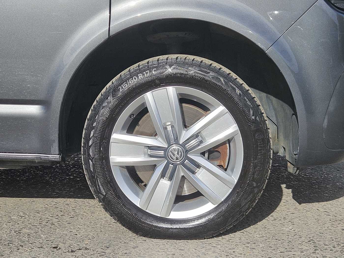 Volkswagen Transporter Kombi