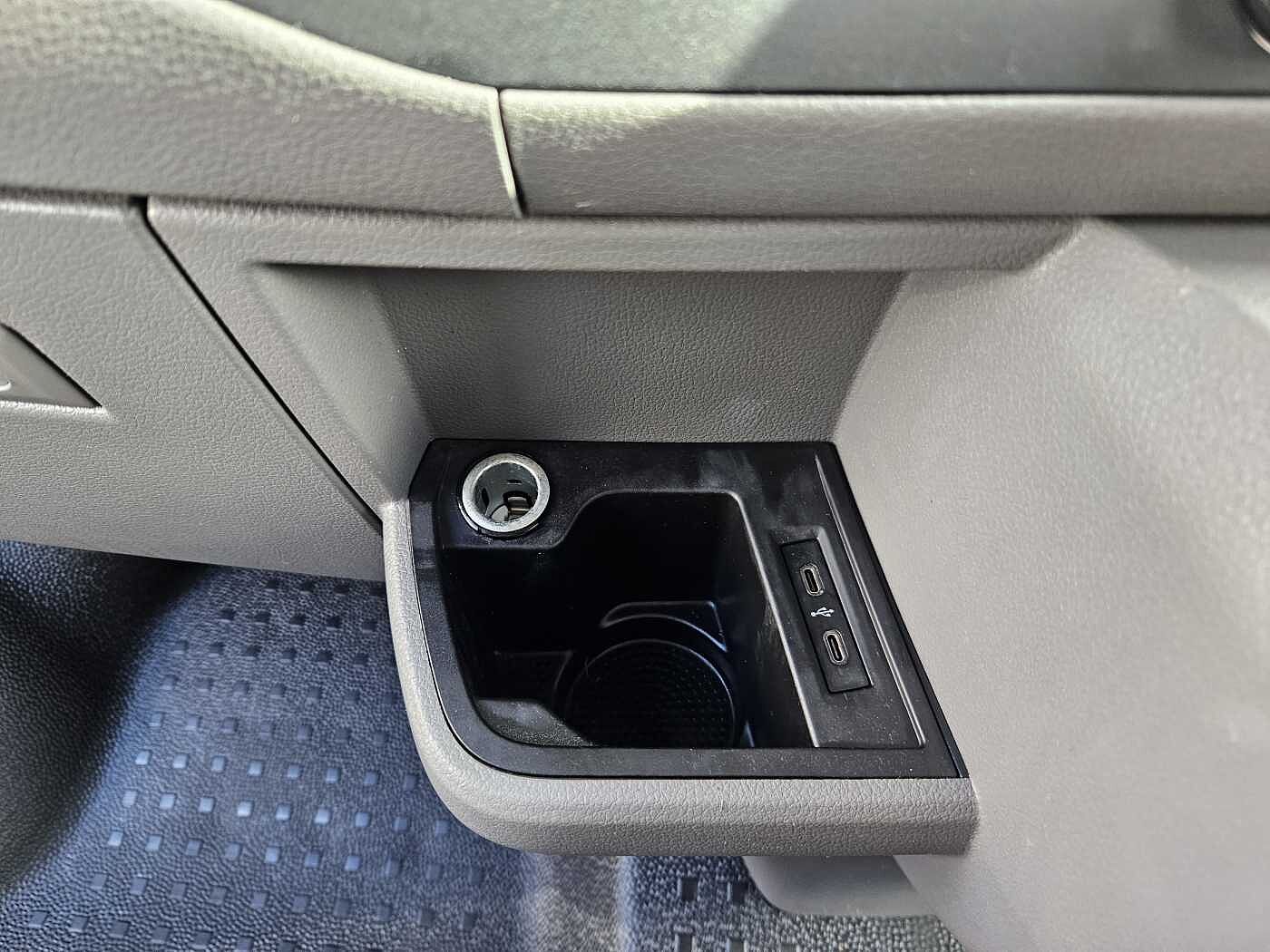 Volkswagen Transporter Kombi