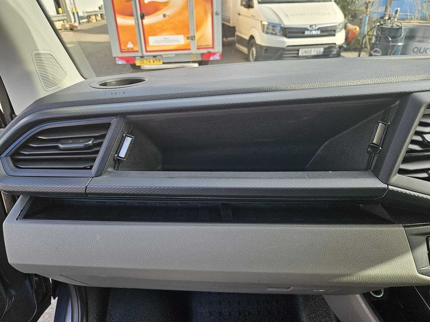 Volkswagen Transporter Kombi