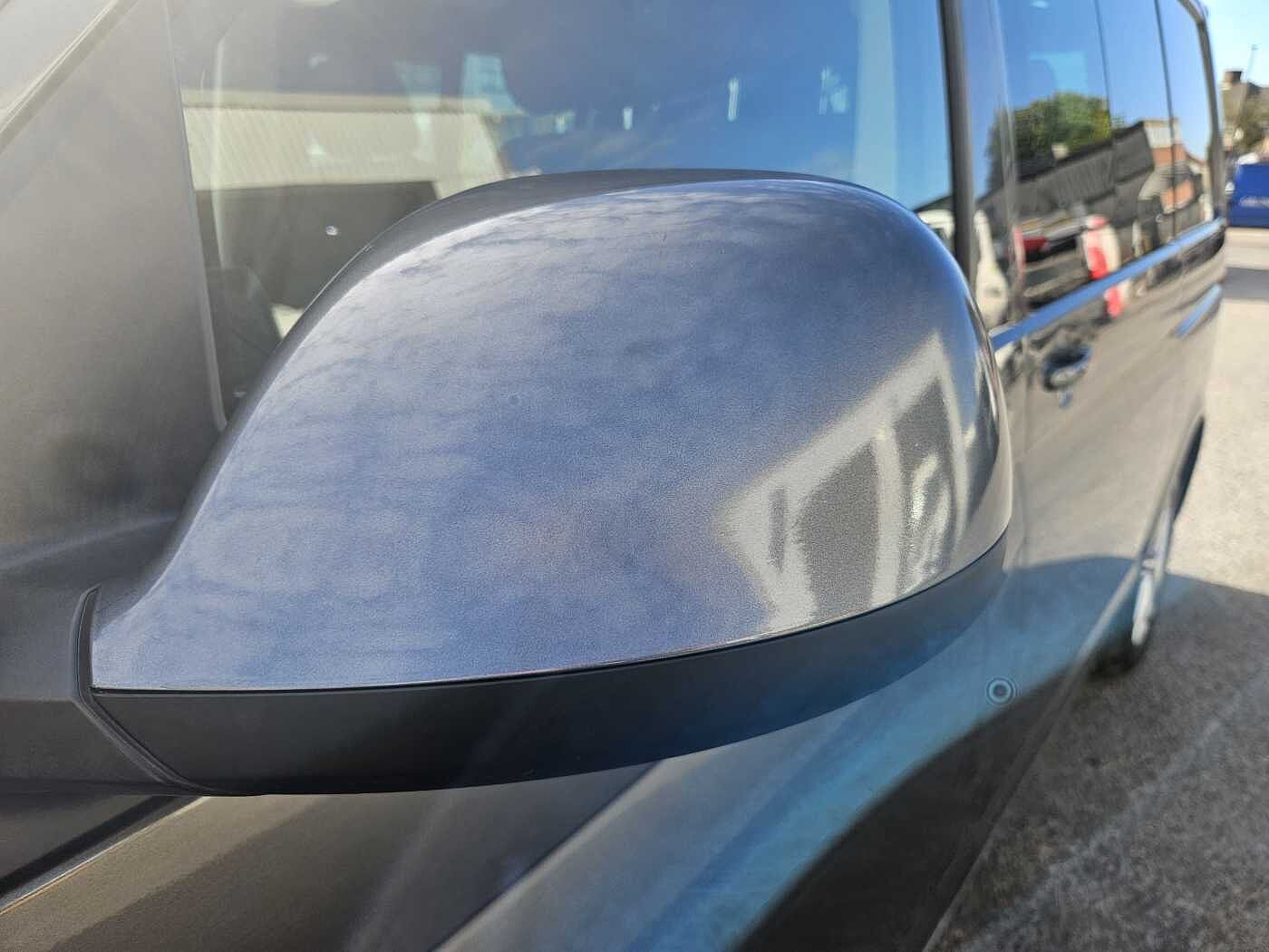 Volkswagen Transporter Kombi