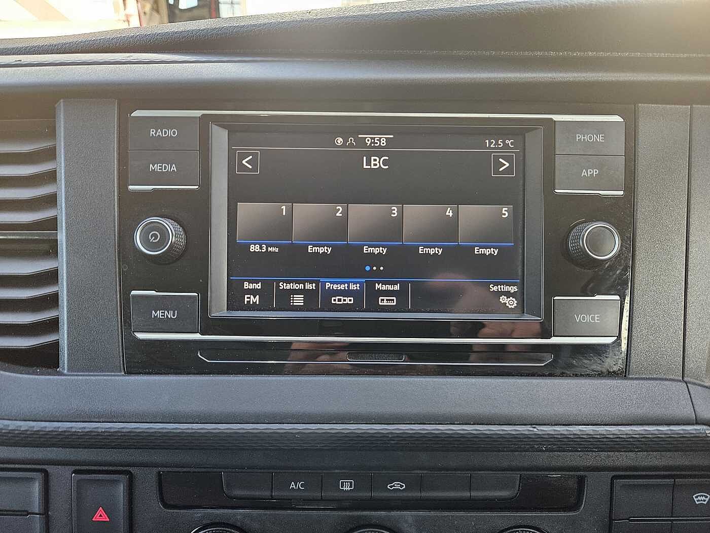 Volkswagen Transporter Kombi