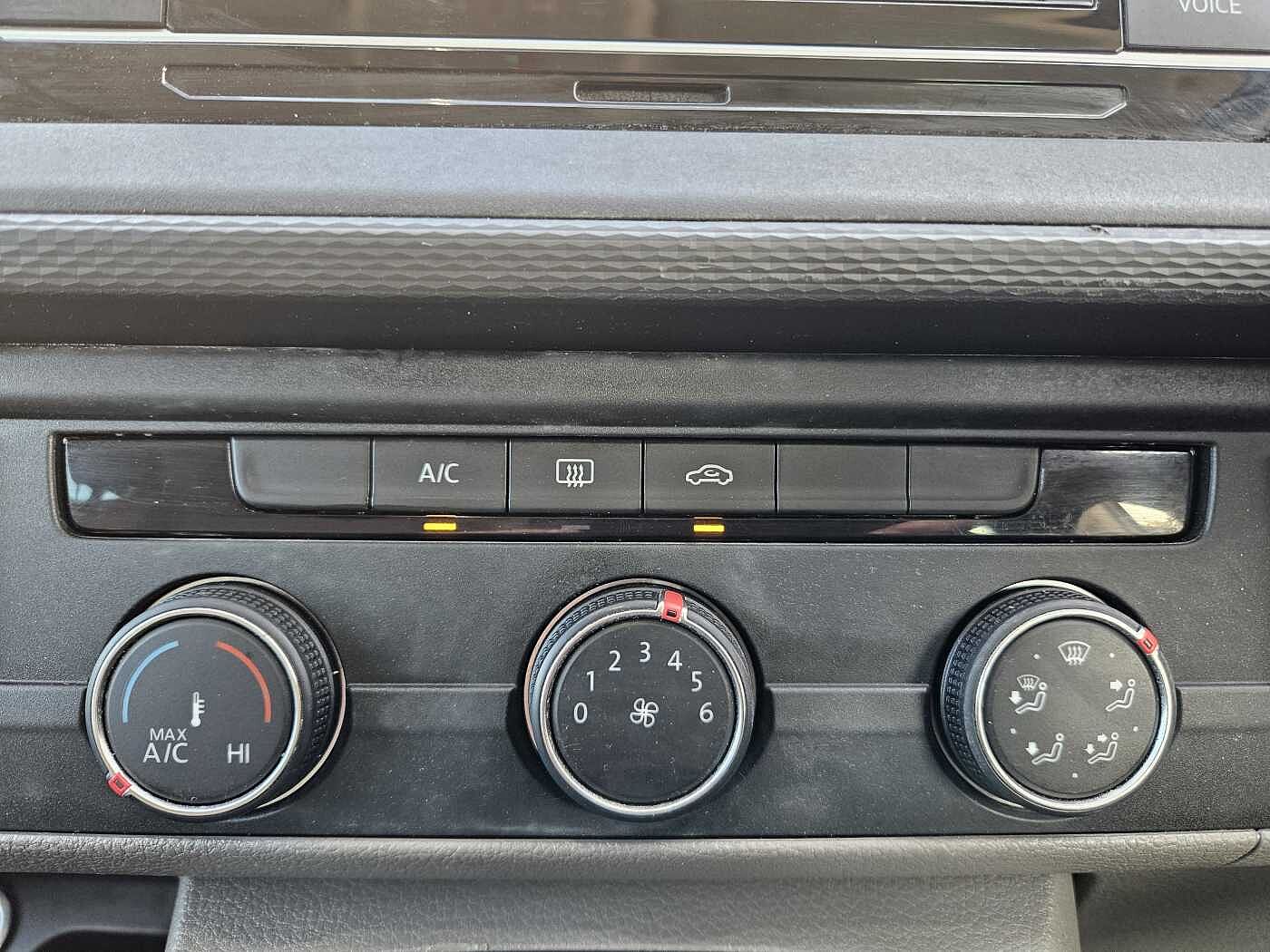 Volkswagen Transporter Kombi