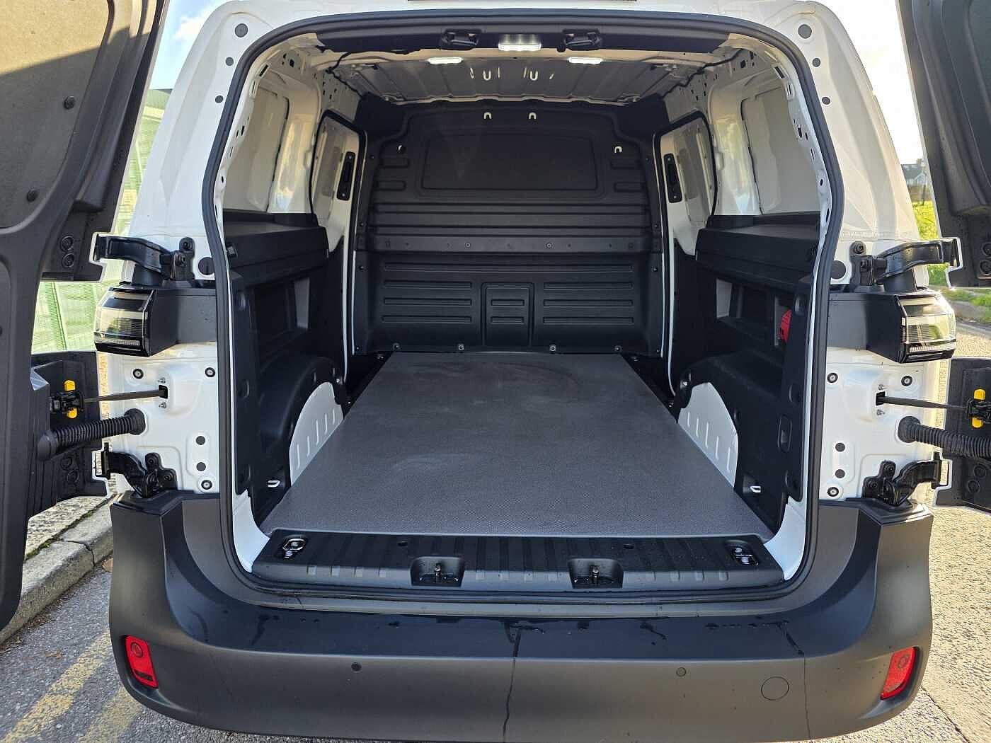 Volkswagen ID. Buzz Cargo