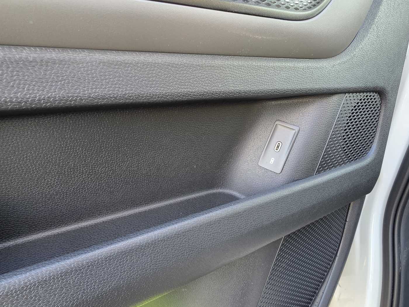 Volkswagen ID. Buzz Cargo