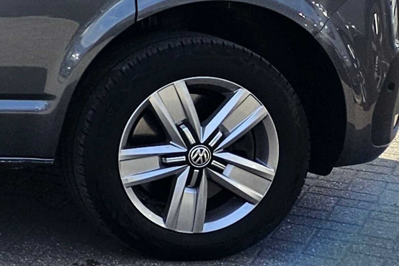 Volkswagen Transporter Kombi