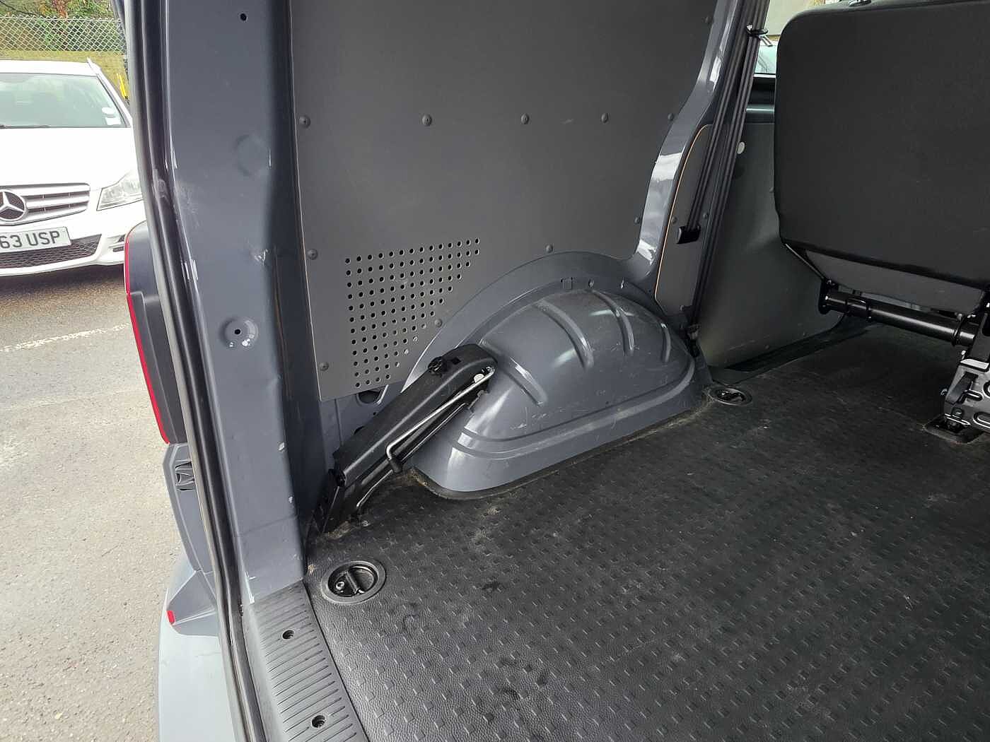 Volkswagen Transporter Kombi