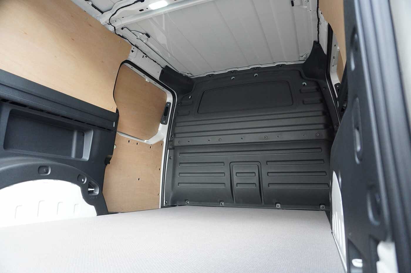 Volkswagen ID. Buzz Cargo