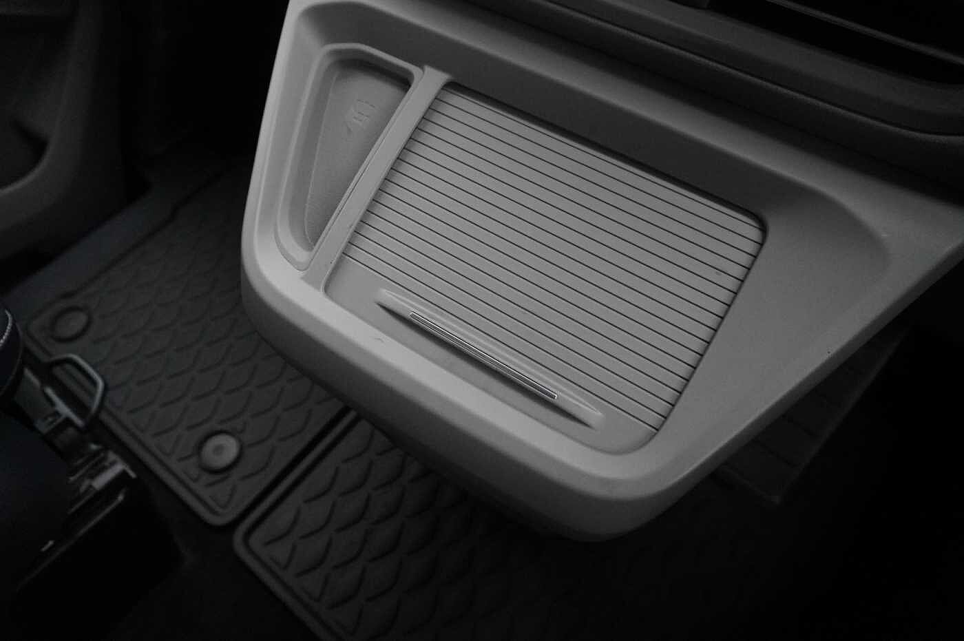 Volkswagen Transporter Shuttle