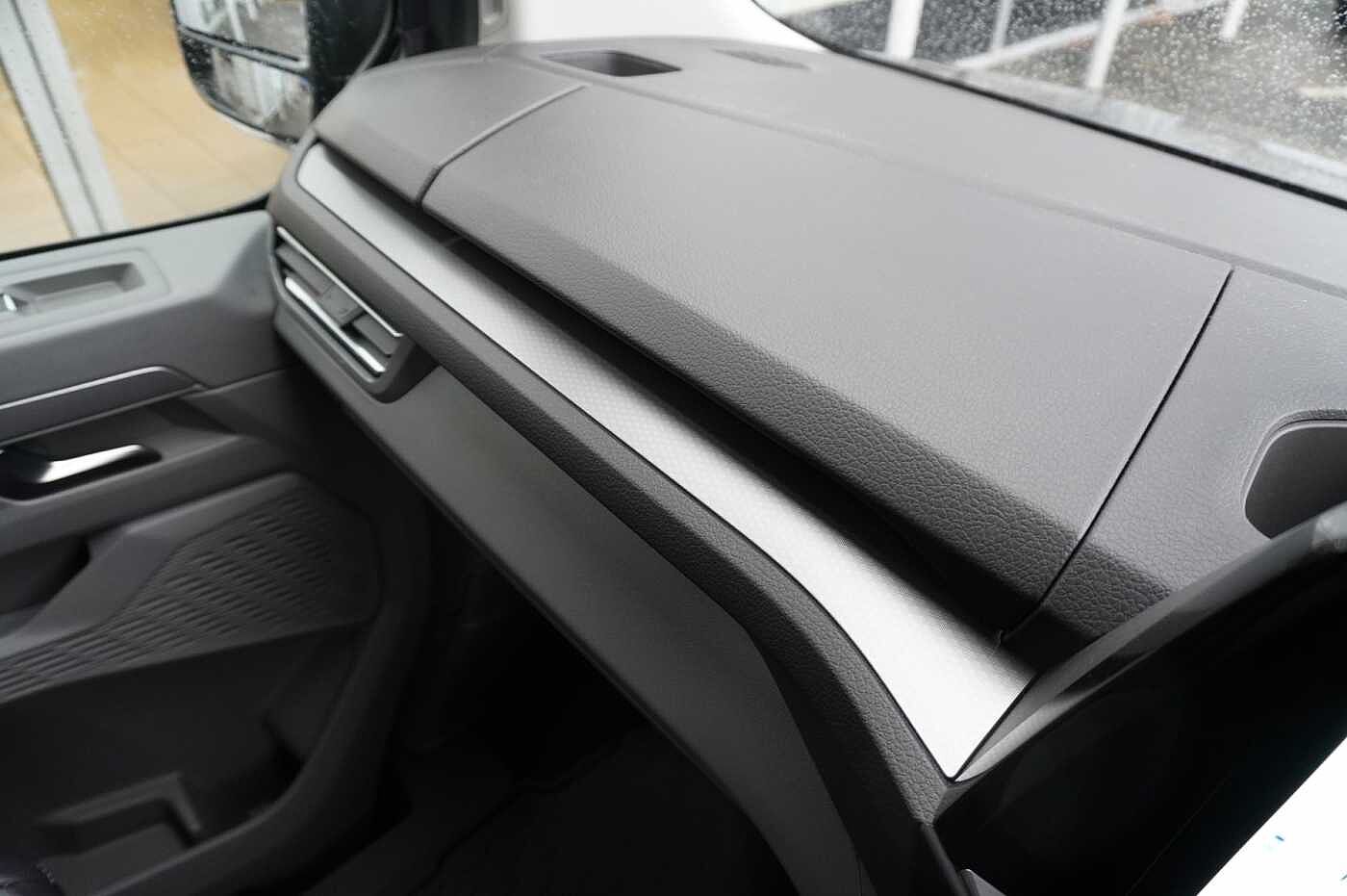 Volkswagen Transporter Shuttle