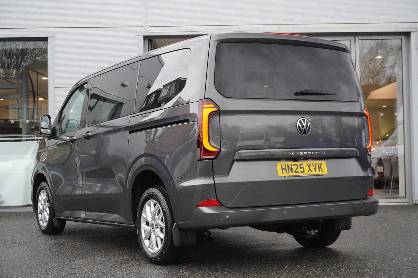 Volkswagen Transporter Shuttle