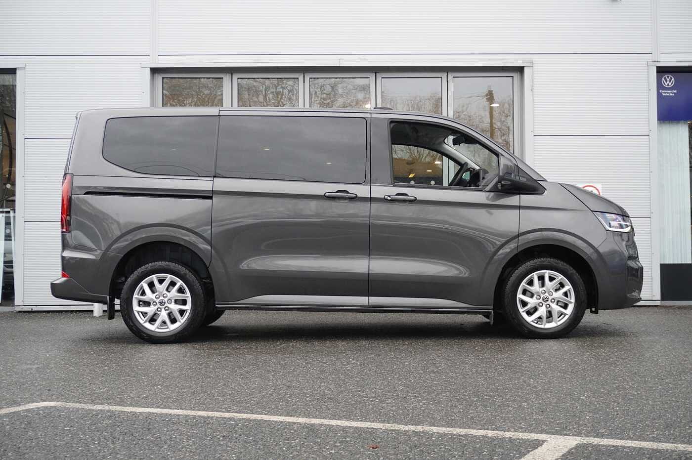Volkswagen Transporter Shuttle