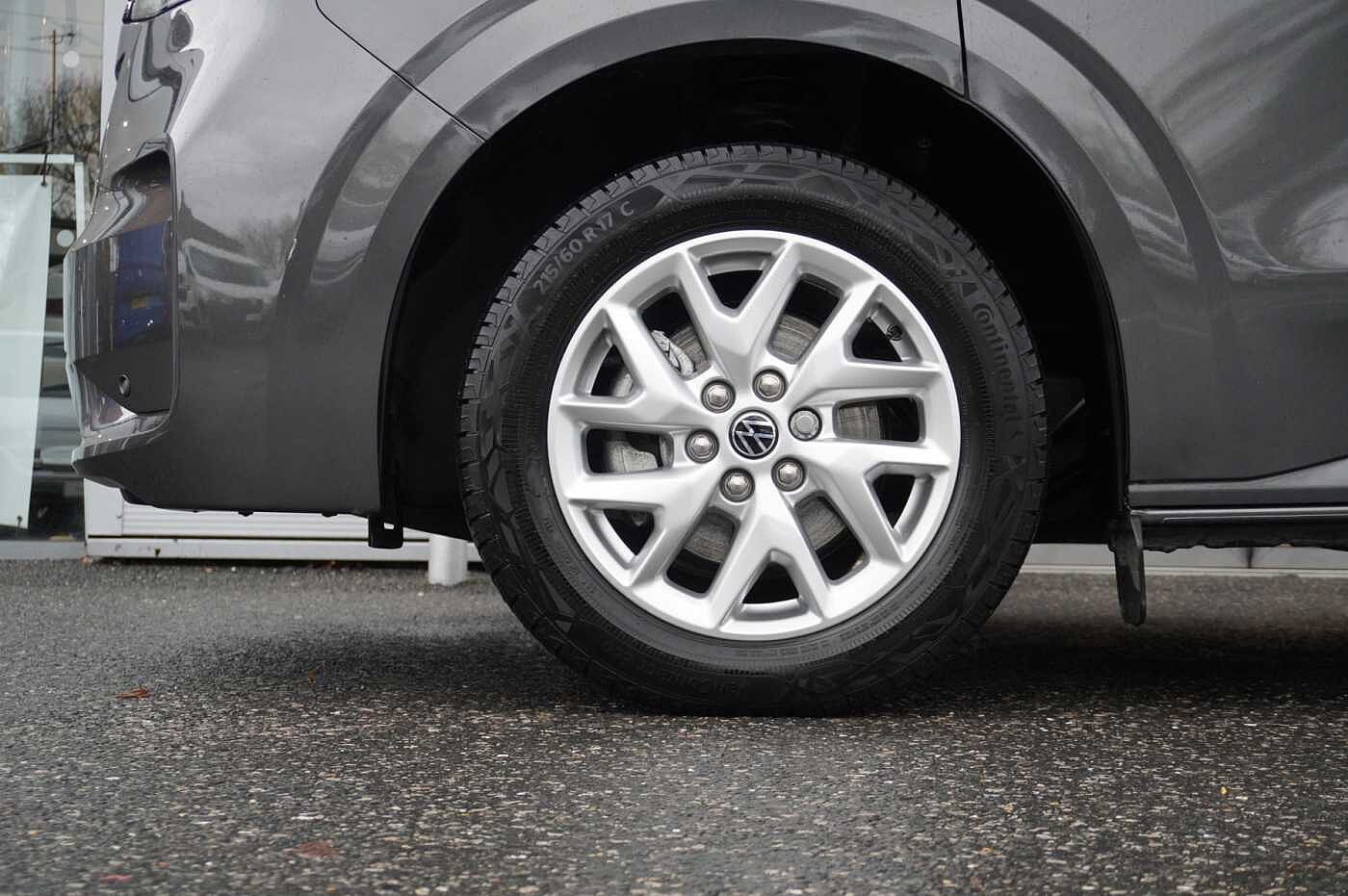 Volkswagen Transporter Shuttle