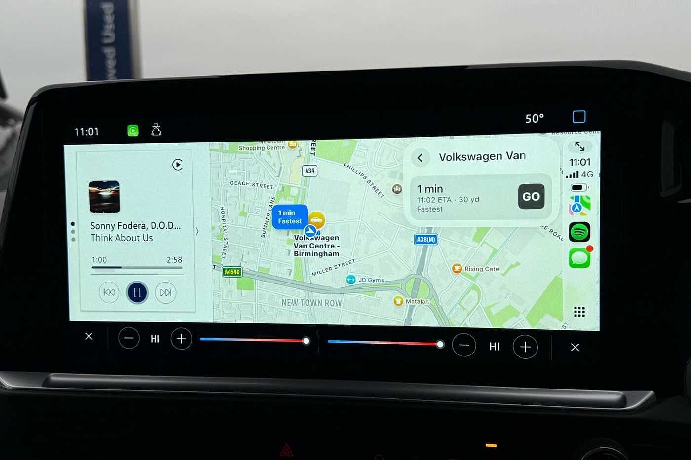 Volkswagen Transporter Shuttle