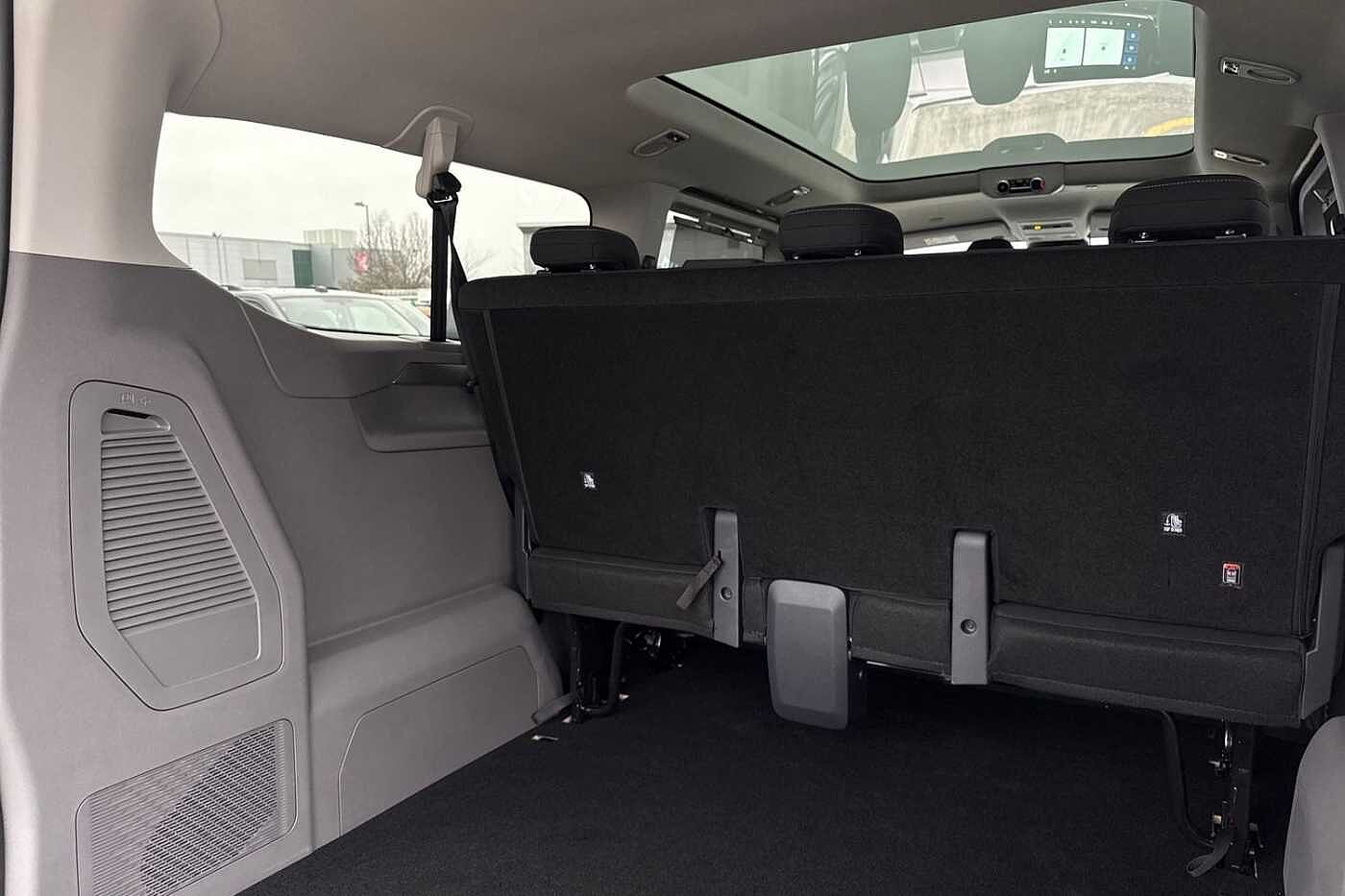 Volkswagen Transporter Shuttle