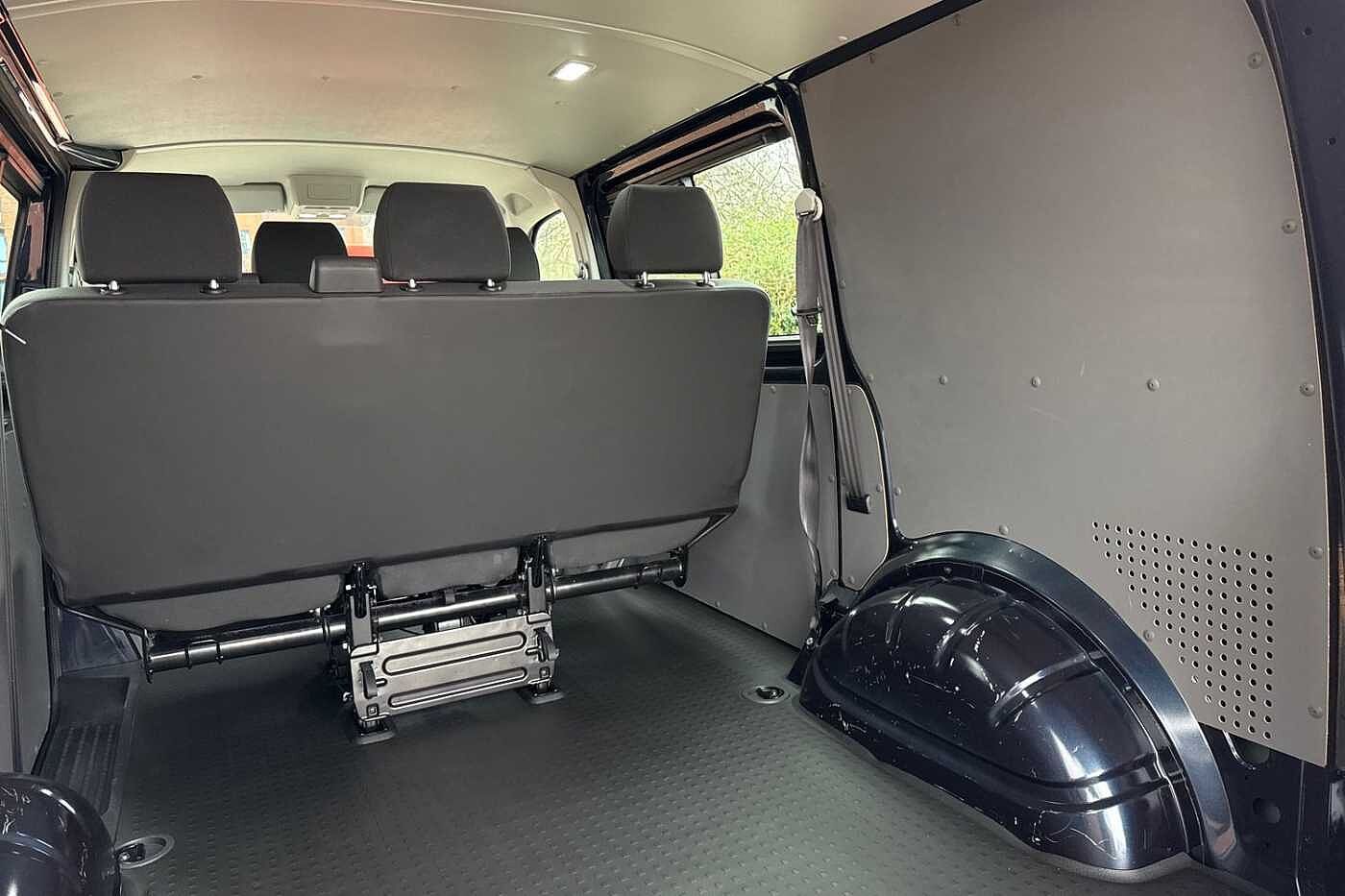 Volkswagen Transporter Kombi