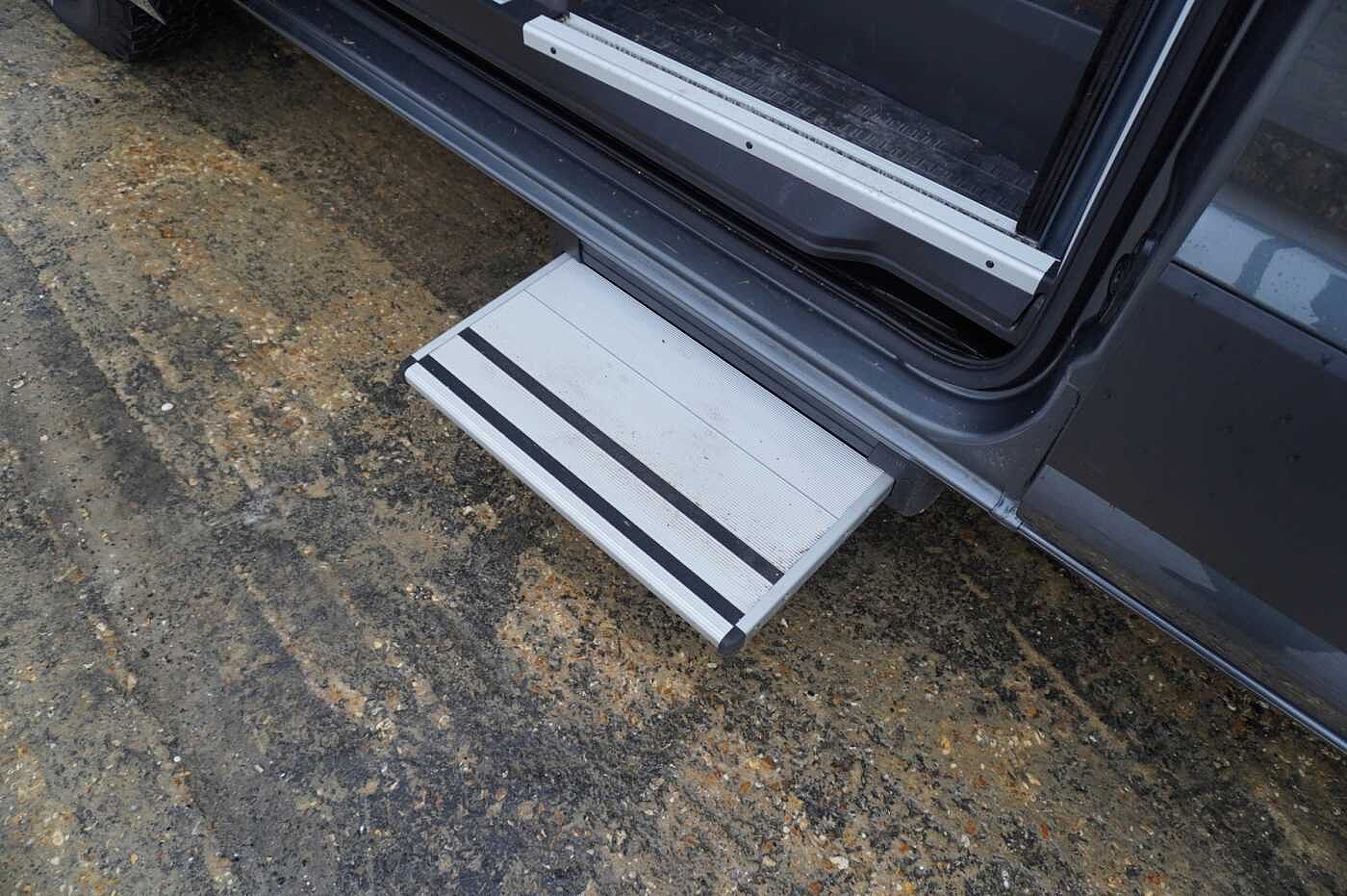 Volkswagen Grand California