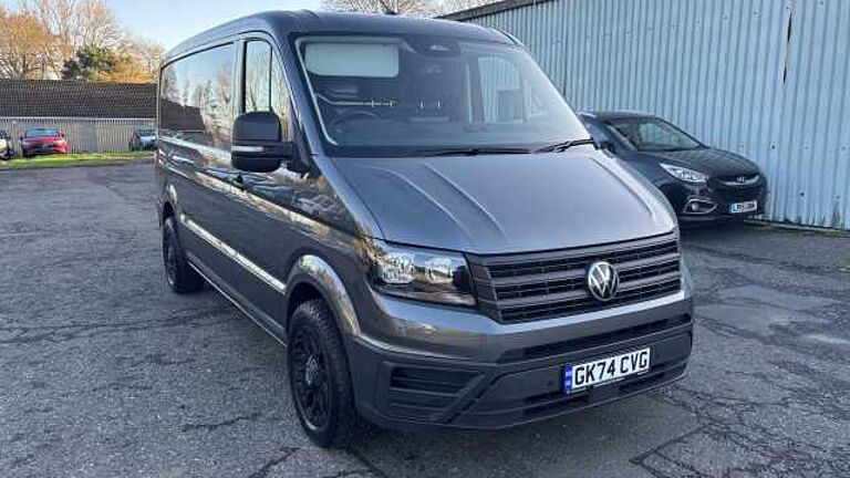 Volkswagen Crafter Cr35 Mwb Fwd 2.0 TDI 140PS Commerce Plus Low Roof Van