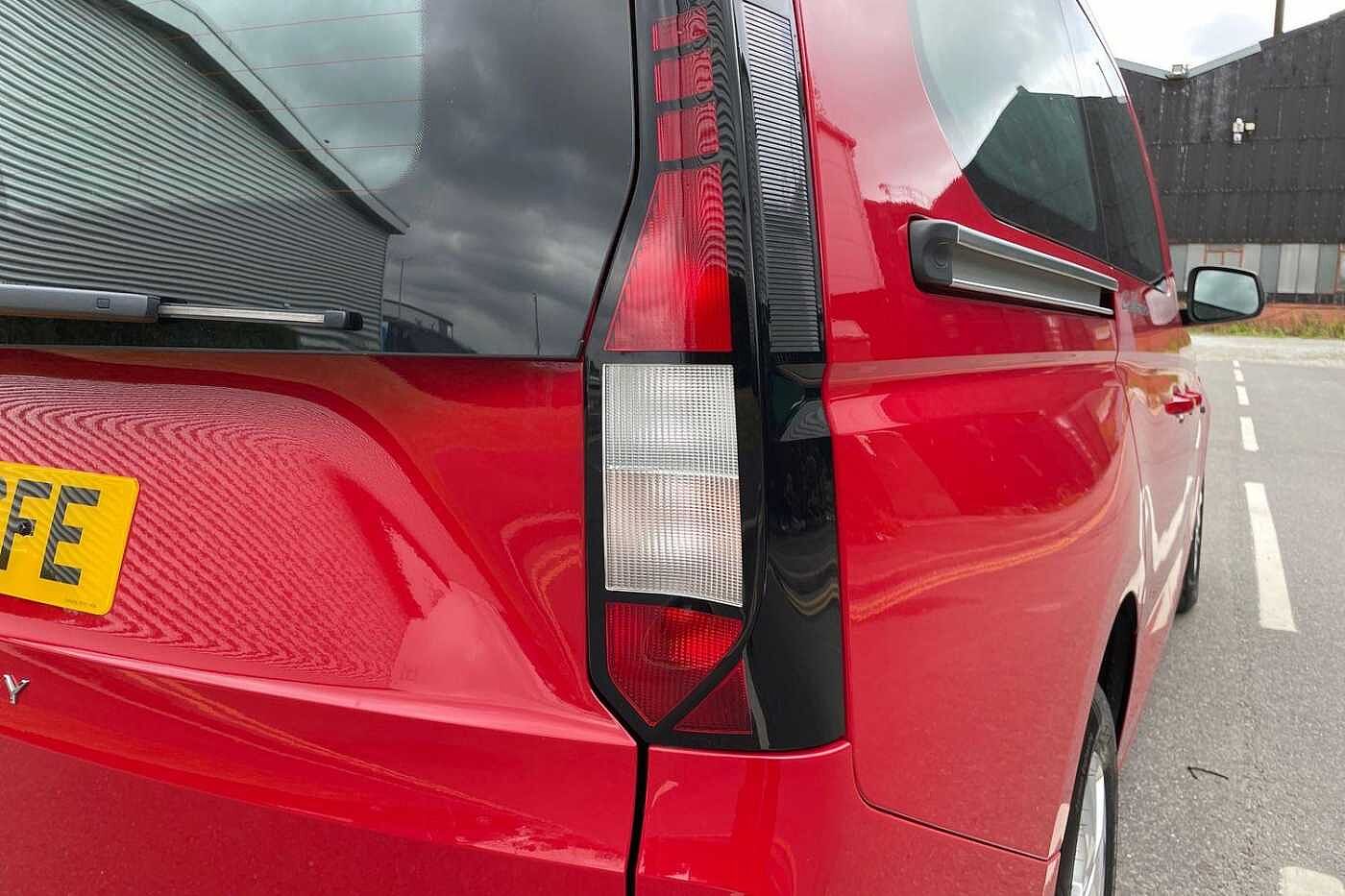 Volkswagen Caddy California
