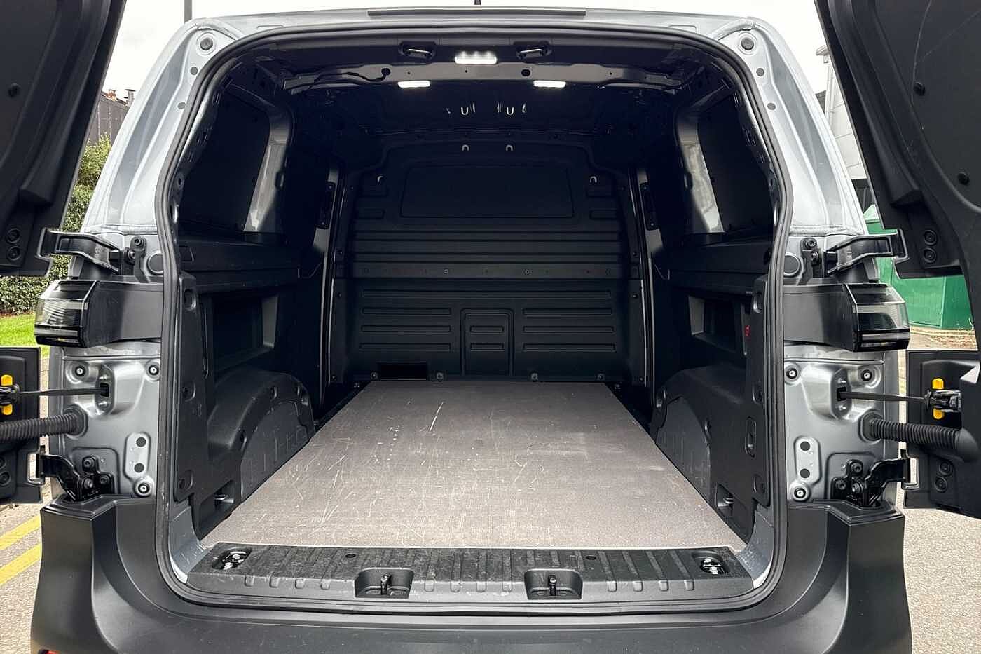 Volkswagen ID. Buzz Cargo