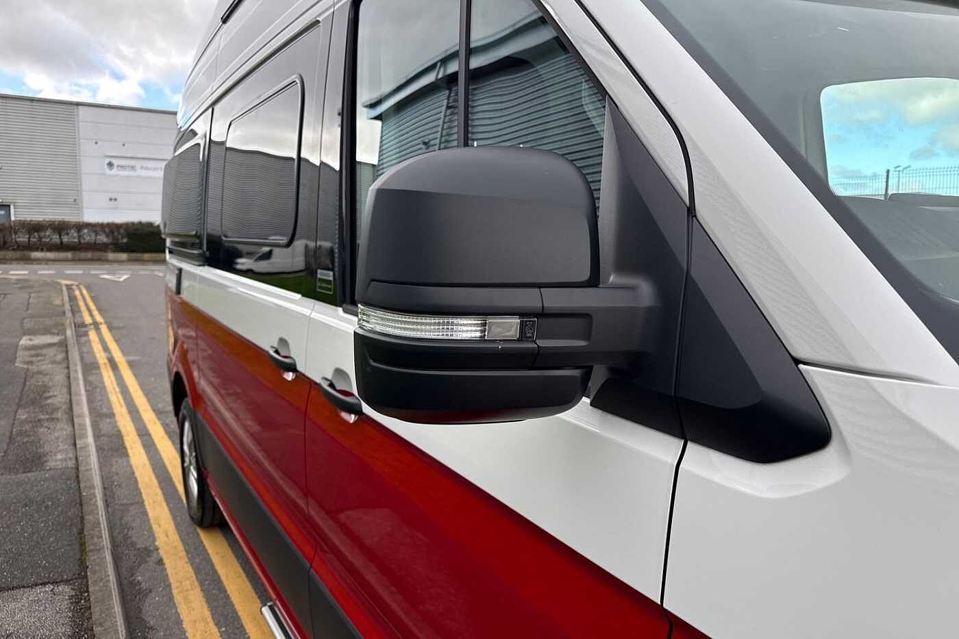 Volkswagen Grand California