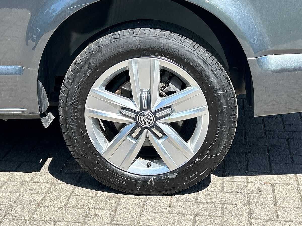 Volkswagen Transporter Kombi