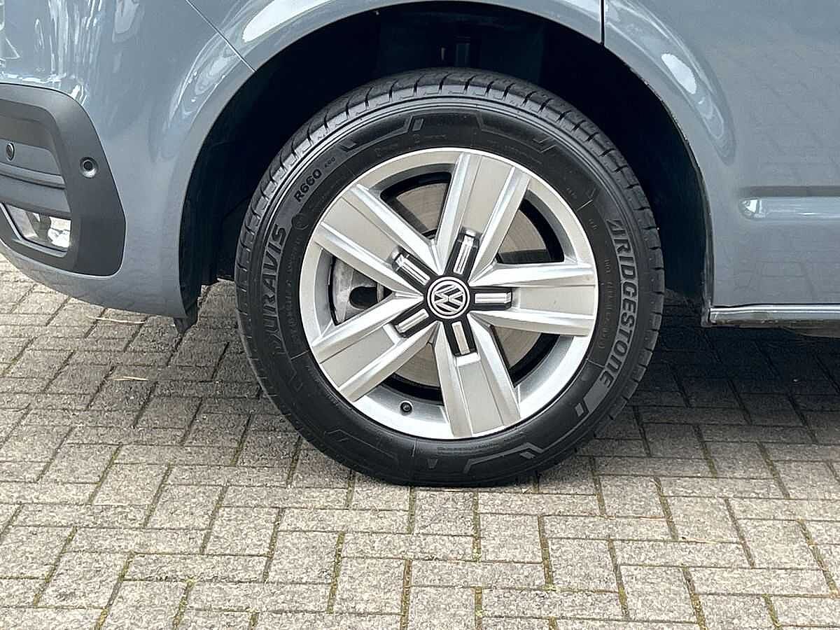 Volkswagen Transporter Kombi