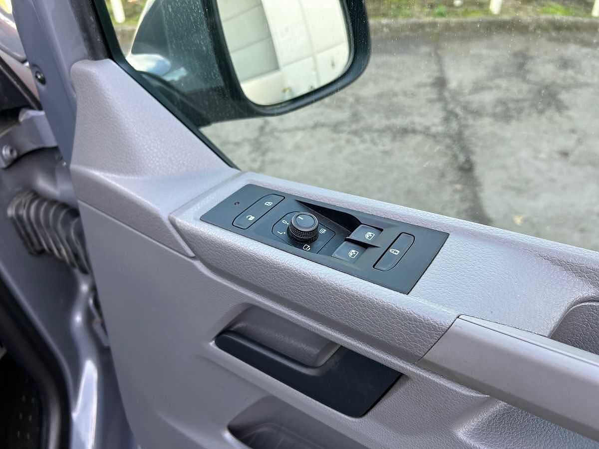 Volkswagen Transporter Kombi