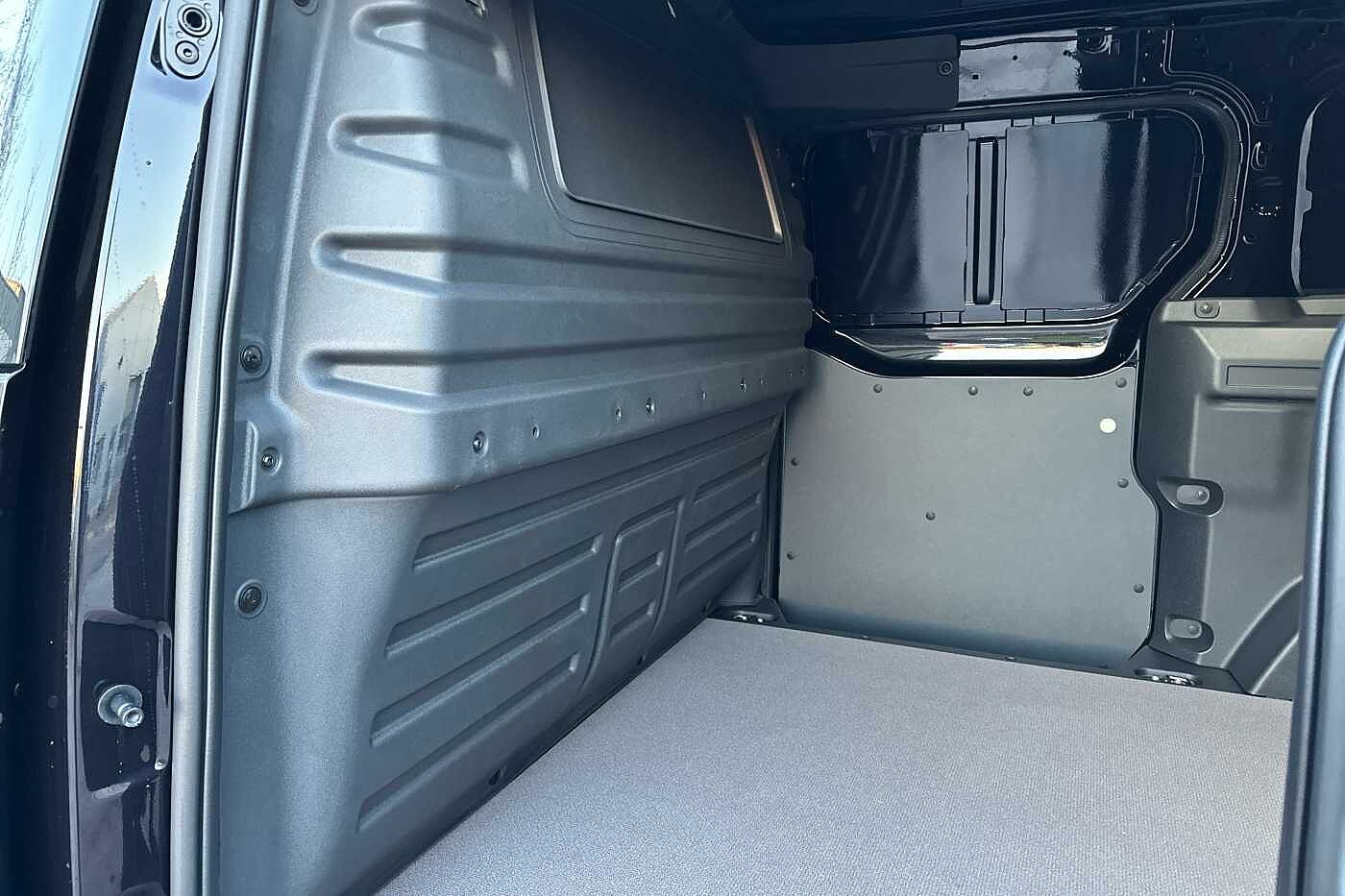 Volkswagen ID. Buzz Cargo