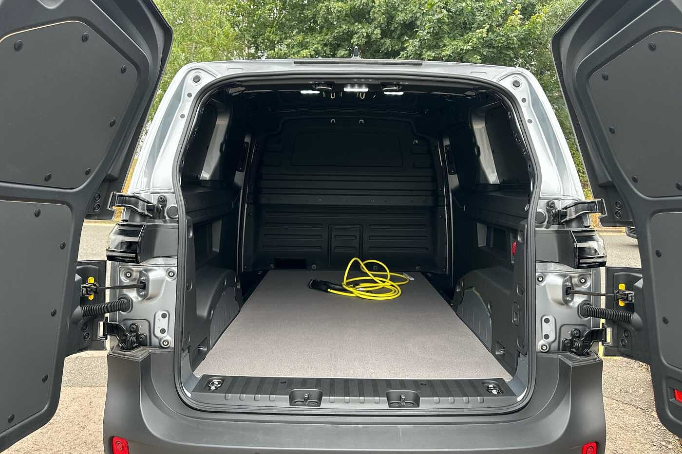Volkswagen ID. Buzz Cargo