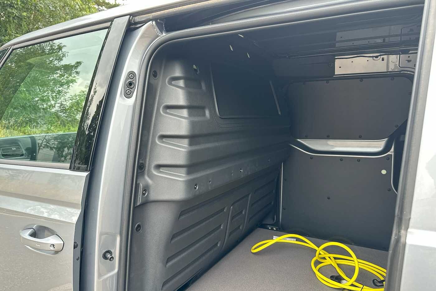 Volkswagen ID. Buzz Cargo
