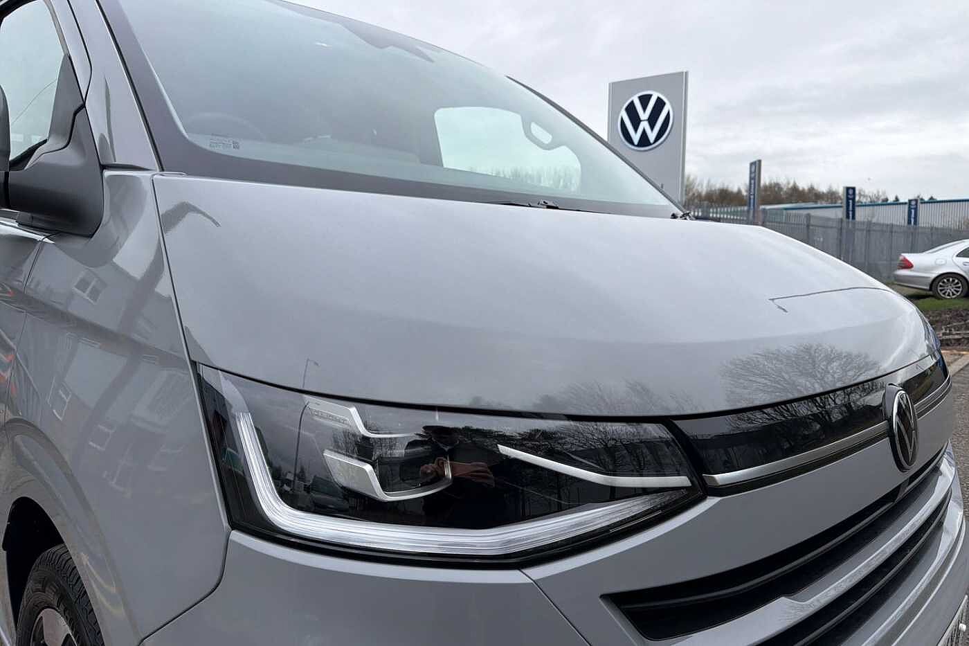 Volkswagen Transporter Shuttle