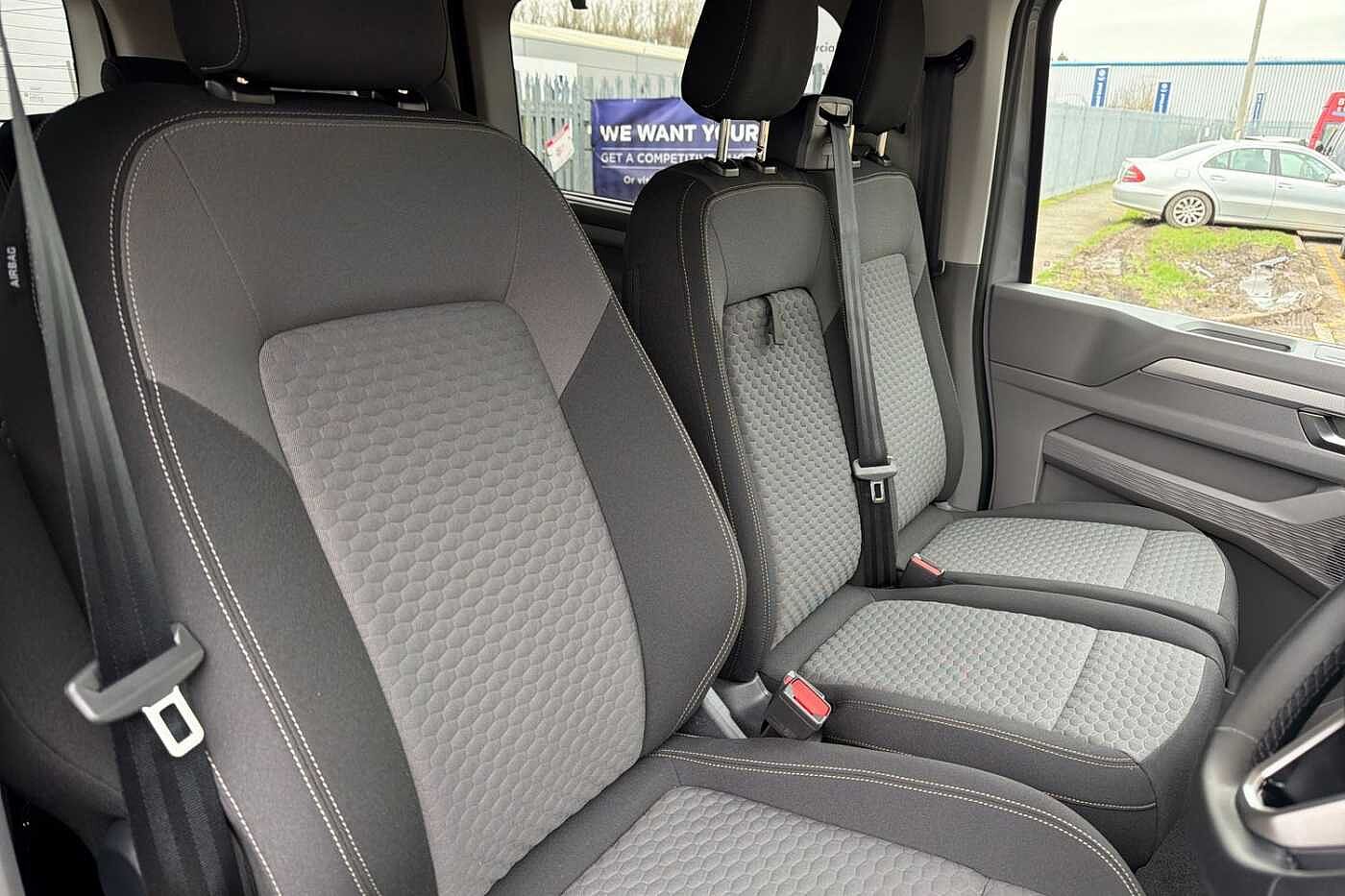 Volkswagen Transporter Shuttle