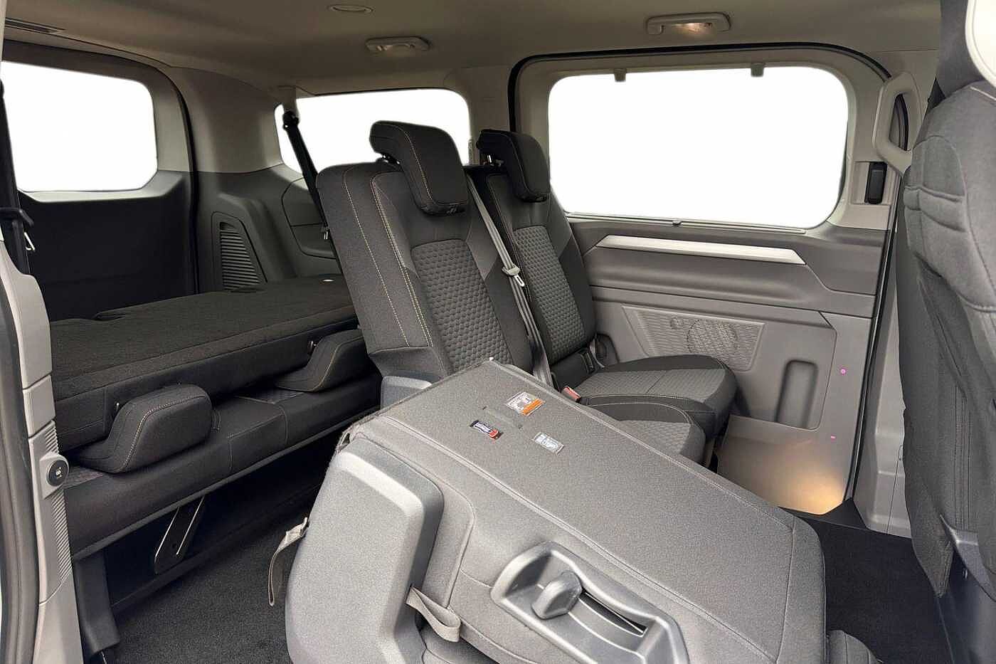 Volkswagen Transporter Shuttle