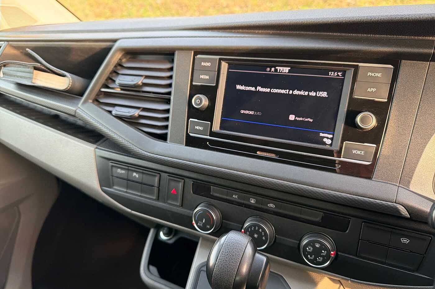 Volkswagen Transporter Kombi