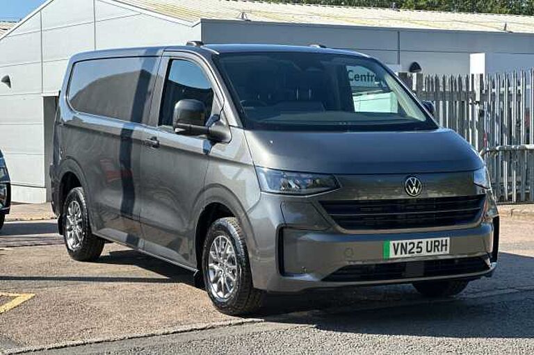 Volkswagen Transporter T32 Swb T32 Commerce Pro SWB 136 PS 65 kWh Electric 1sp Automatic