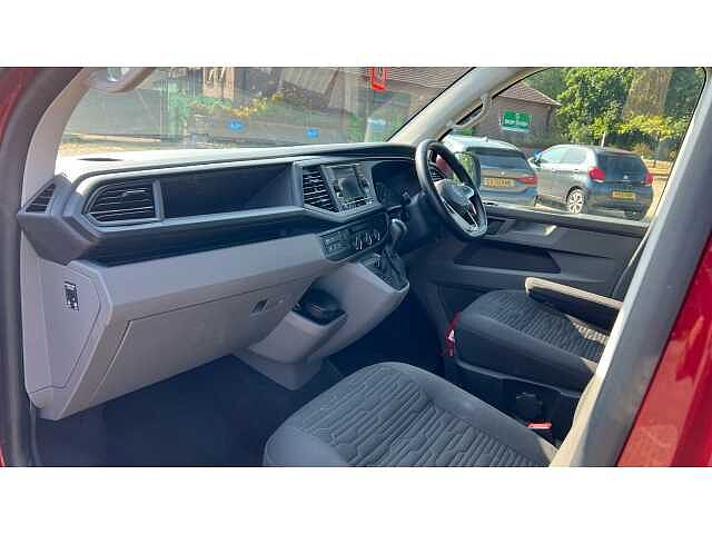 Volkswagen Transporter Shuttle