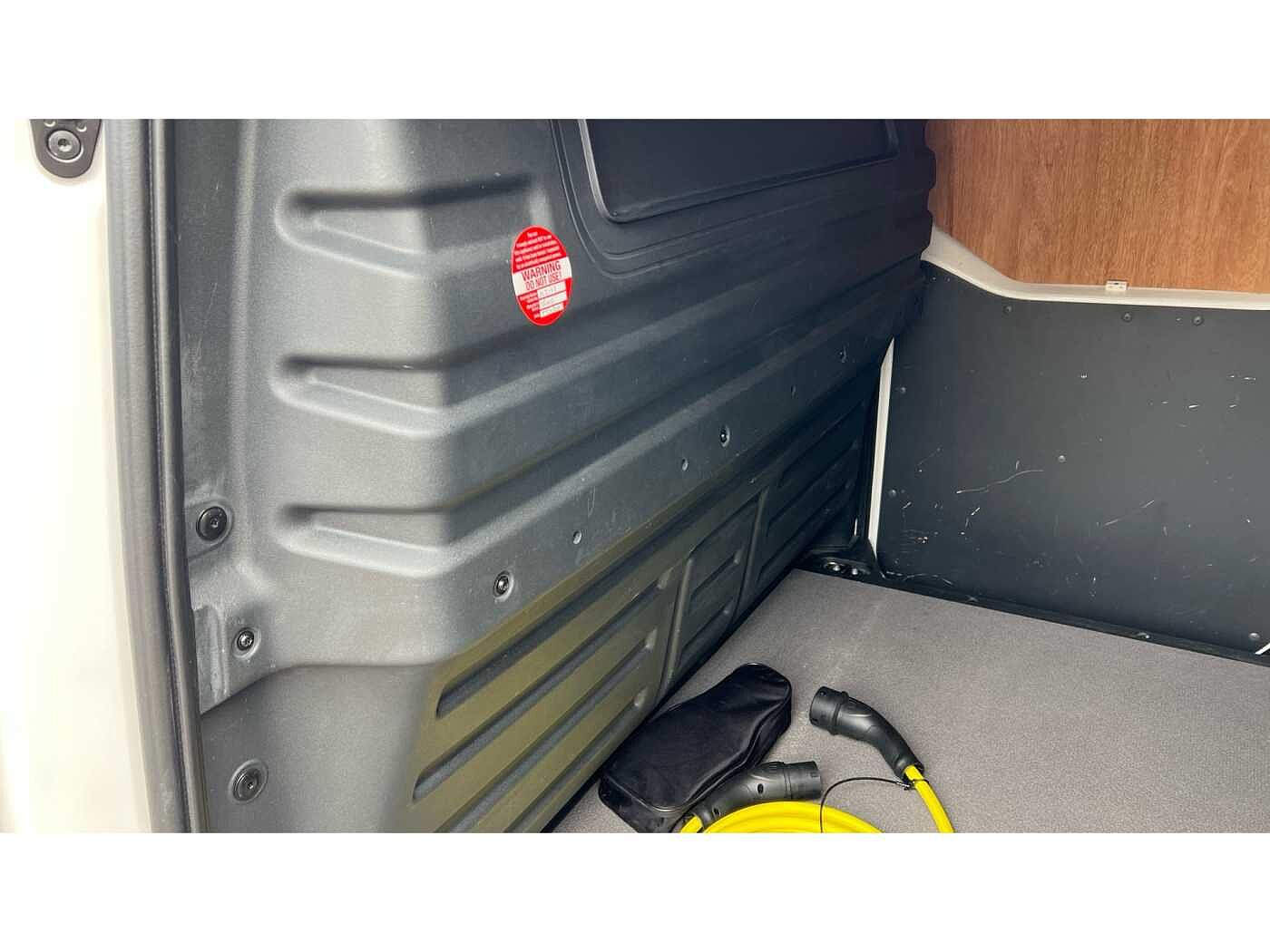 Volkswagen ID. Buzz Cargo
