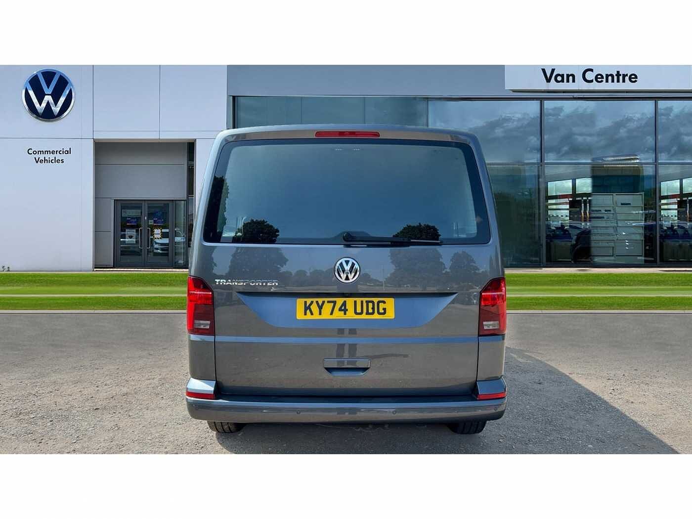 Volkswagen Transporter Shuttle