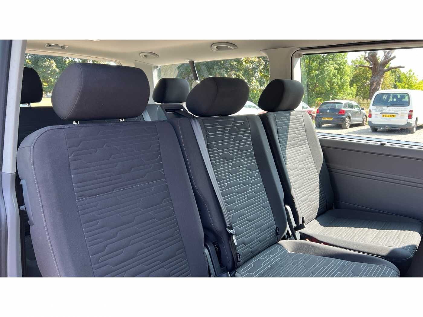 Volkswagen Transporter Shuttle