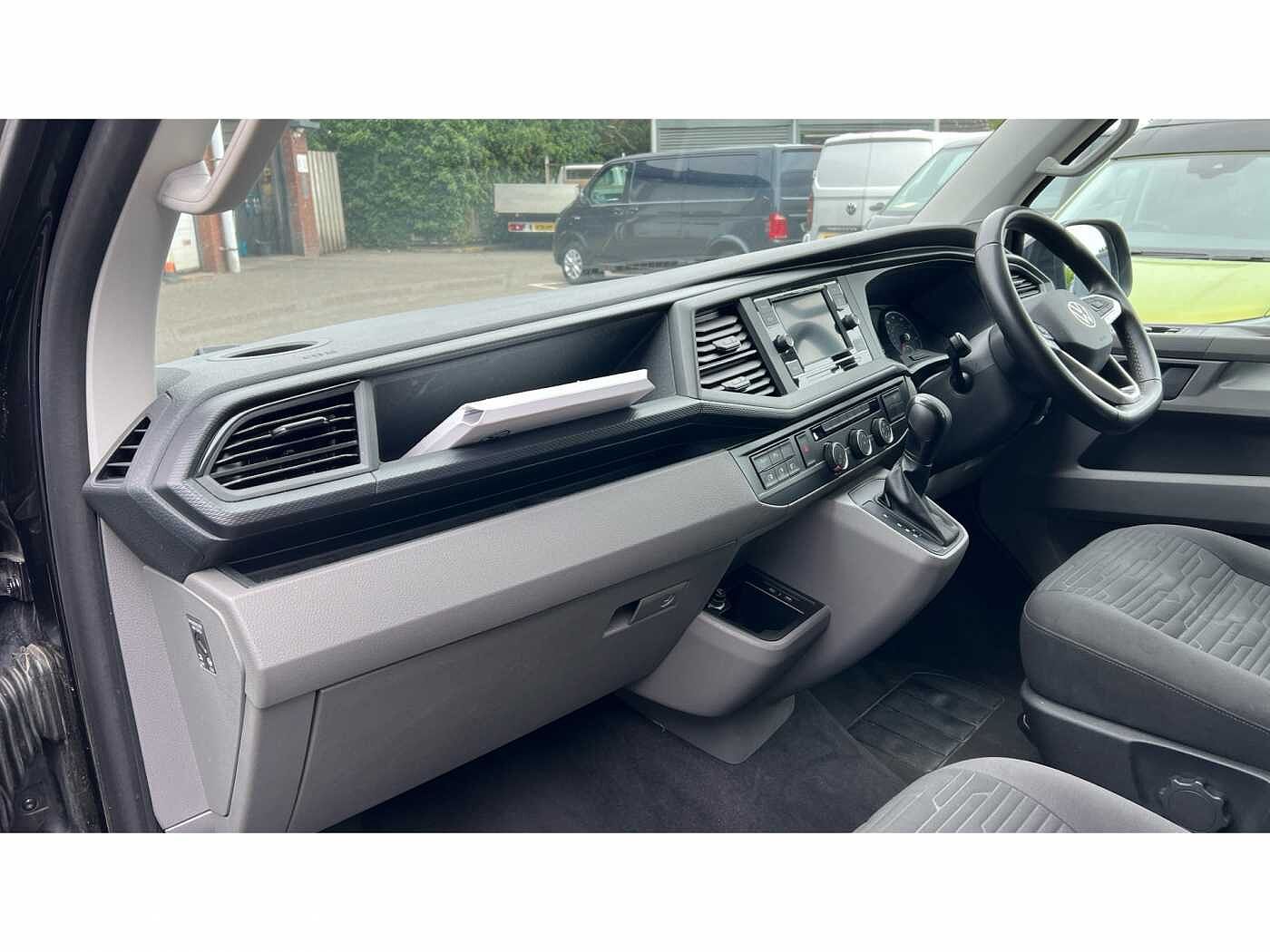 Volkswagen Transporter Shuttle