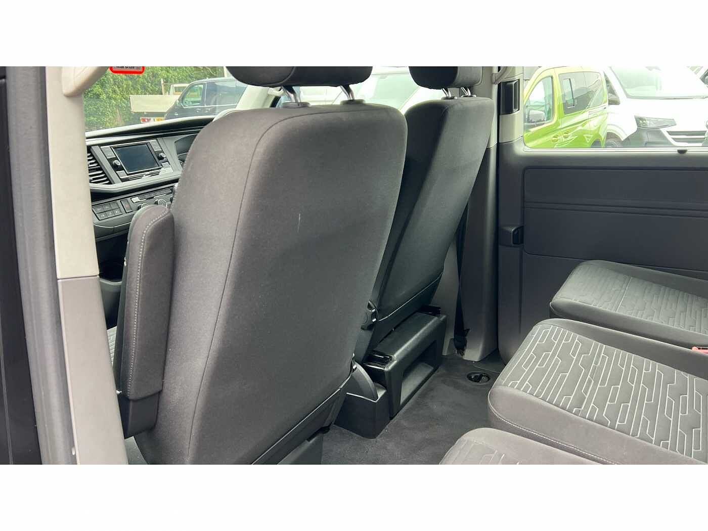 Volkswagen Transporter Shuttle