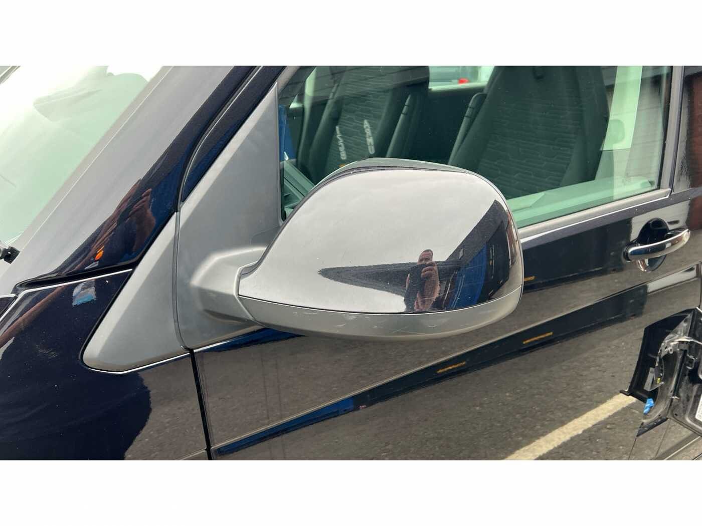 Volkswagen Transporter Shuttle
