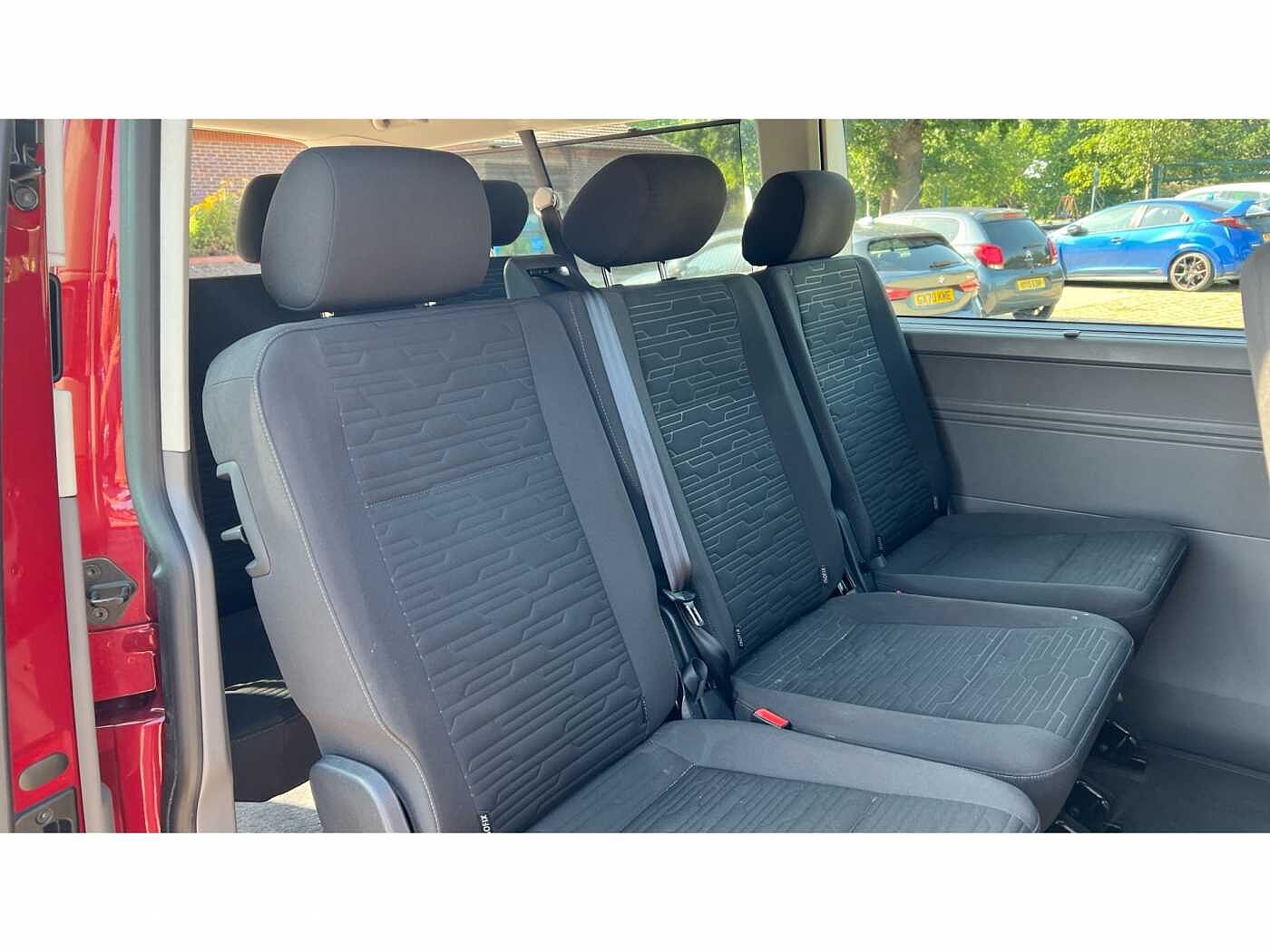 Volkswagen Transporter Shuttle