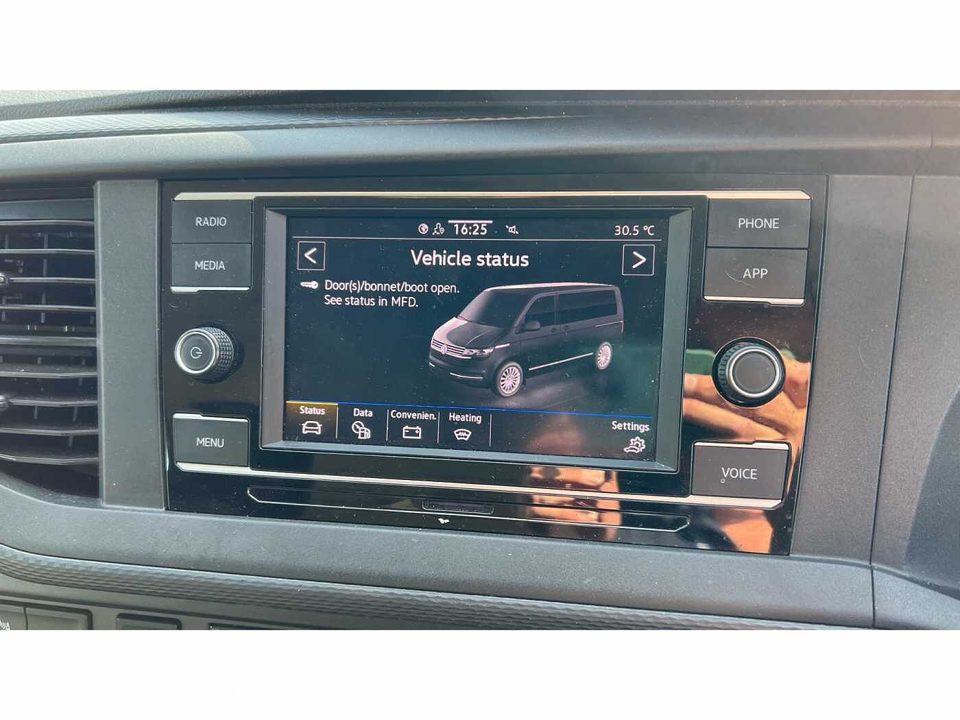 Volkswagen Transporter Shuttle