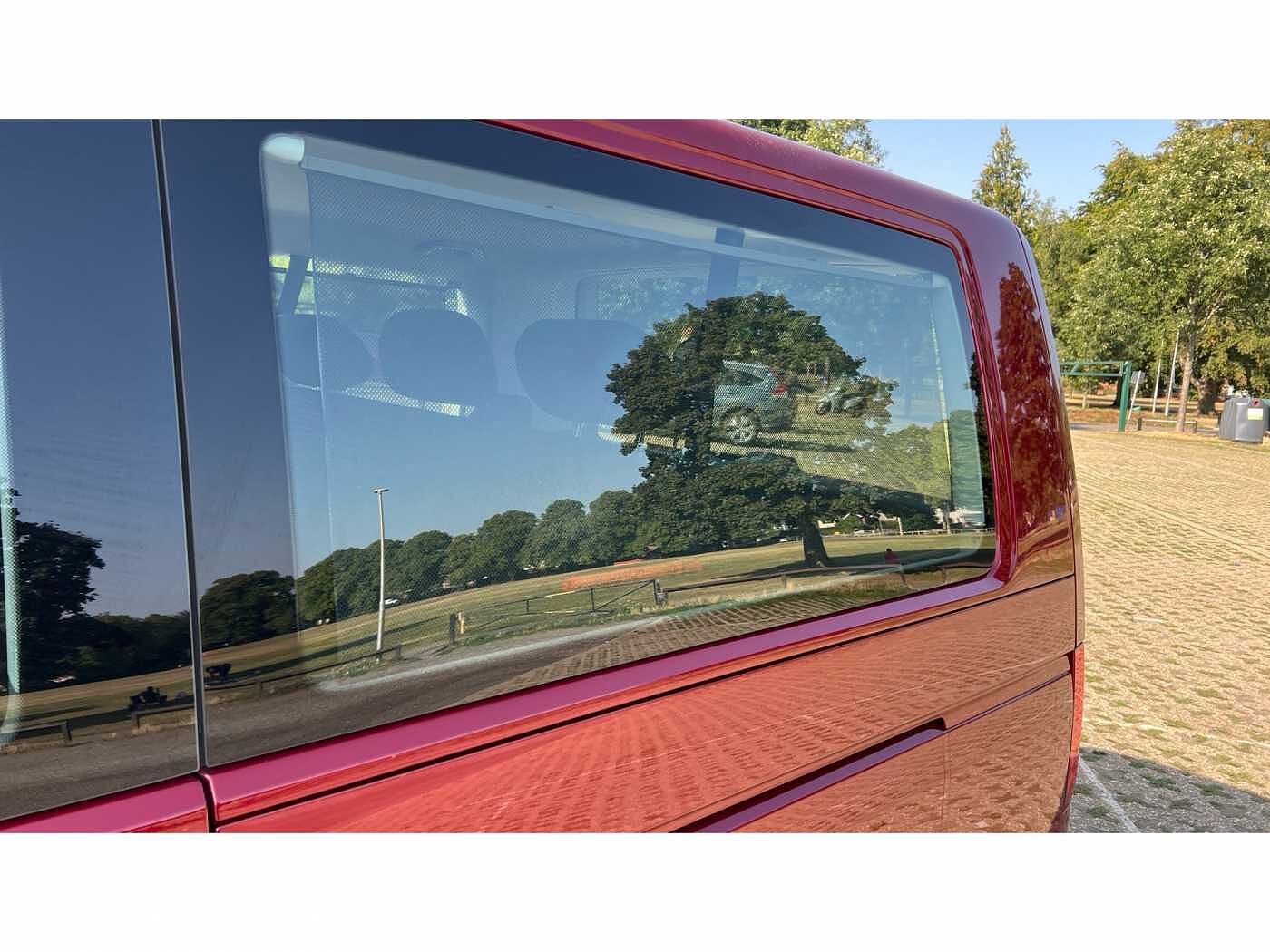 Volkswagen Transporter Shuttle